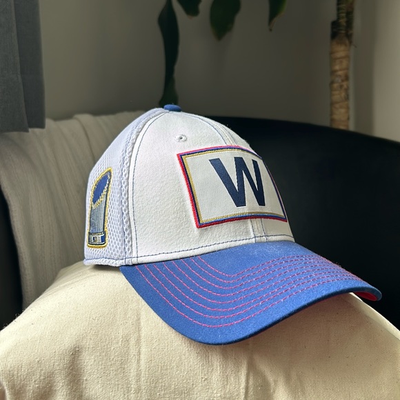 New Era Chicago Cubs World Series Champions Ballcap - Picture 1 of 5